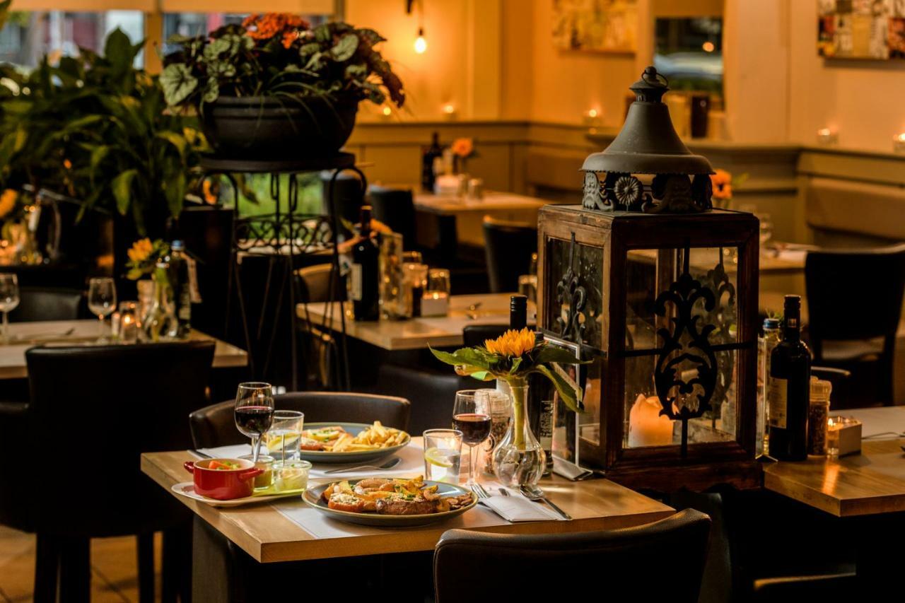 Campanile Hotel & Restaurant Arnhem - ゼーフェナール エクステリア 写真